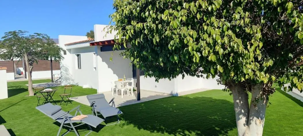 Apartamento Bungalow Colorado With Garden #4 San Bartolomé